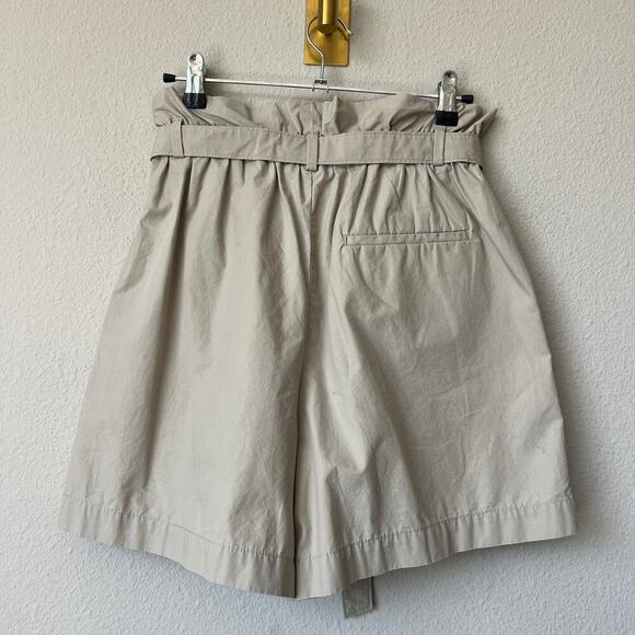Uniqlo Beige High Rise Paperbag Cotton Shorts Size S - Picture 3 of 4